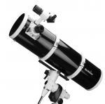200mm Newton reflektor (F=1000mm) na EQ-5 montai